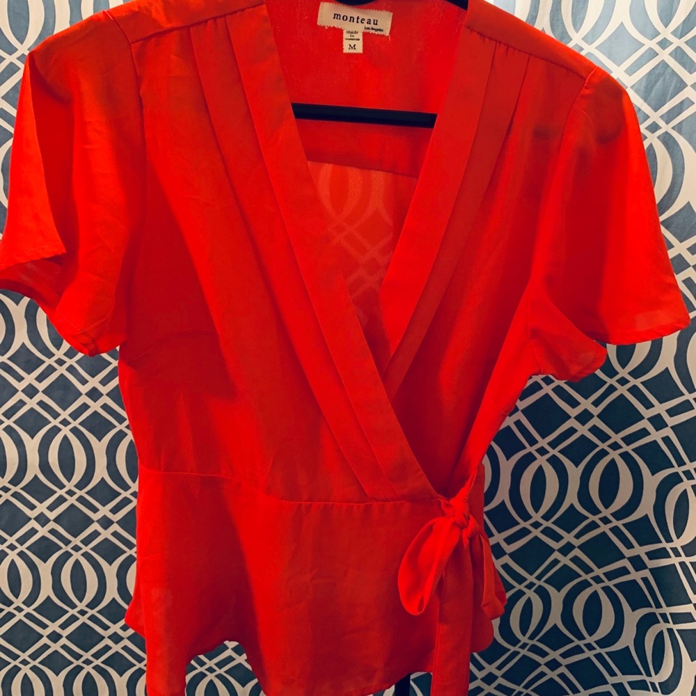 Cross tie blouse